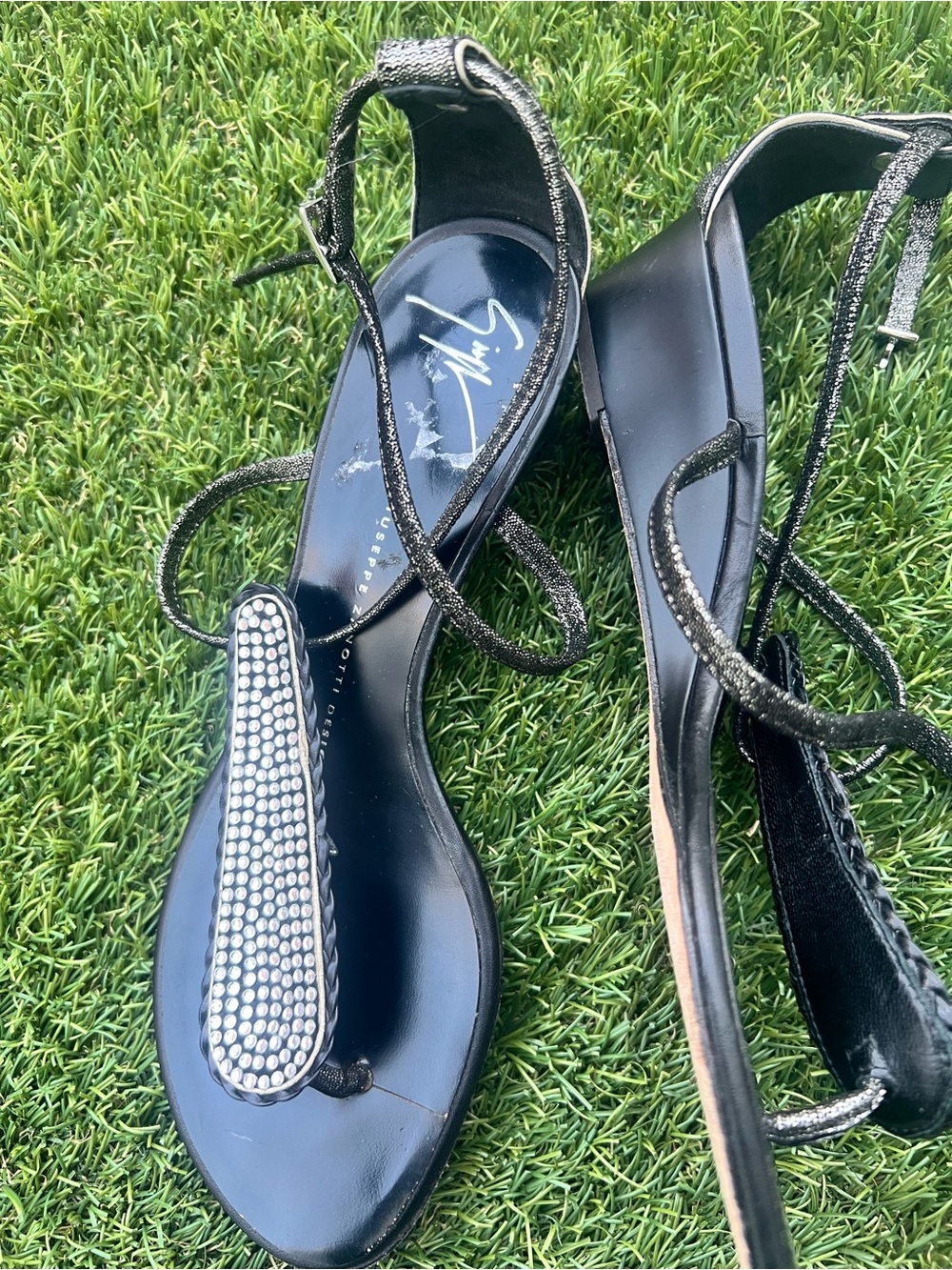 Giuseppe Zanotti Black Rhinestone T-Strap Sandals with Ankle Wrap - Picture 3 of 3